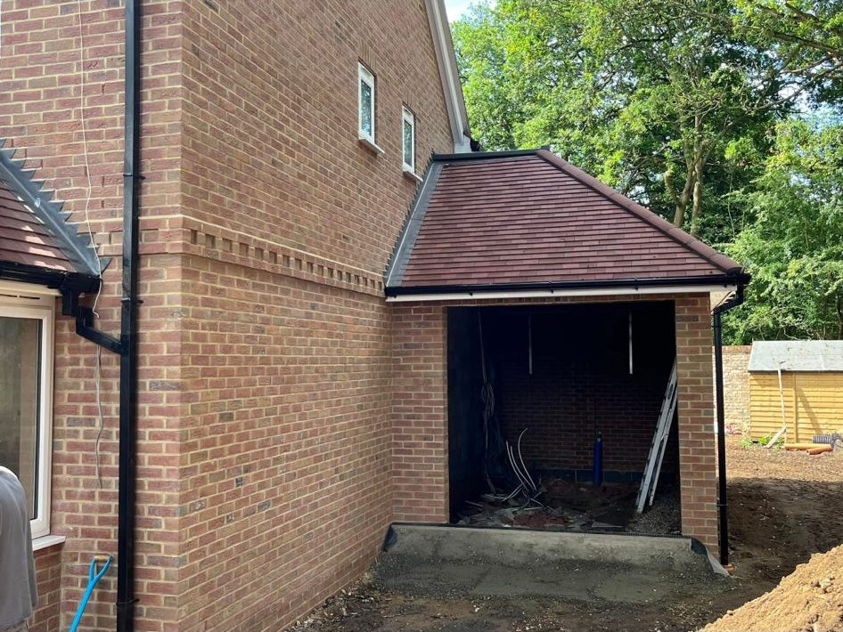 Brickwork on residential project in Berkshire by Green's Brickwork
