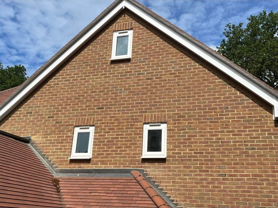 New build brick house in Hampshire by Green's Brickwork & Building